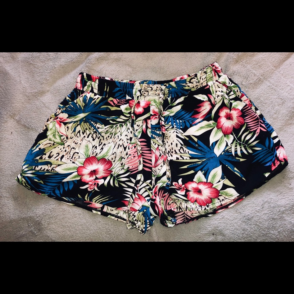 Tropical Summer Shorts!